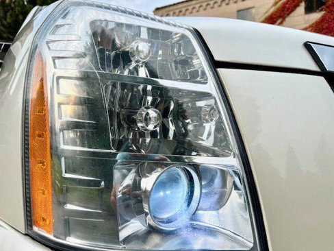 Used 2007 Cadillac Escalade AWD w/ Information Package image 12