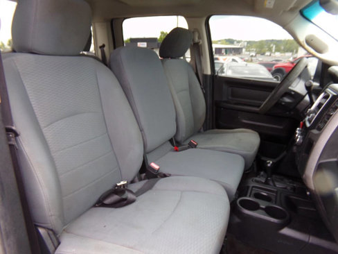 Used 2017 RAM 2500 Tradesman w/ Chrome Appearance Group image 26