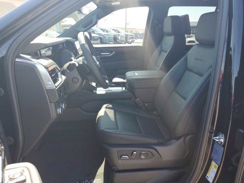 New 2025 GMC Yukon Denali w/ Denali Reserve Package image 37