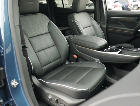 New 2026 Buick Enclave Avenir w/ LPO, All-Weather Package image 38