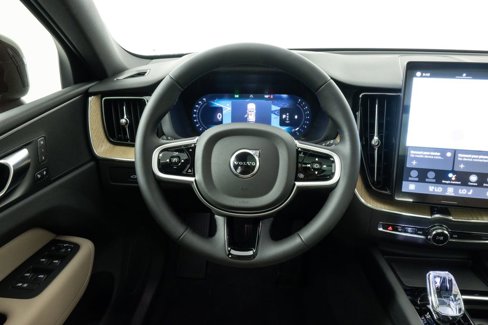 New 2026 Volvo XC60 B5 Core image 3