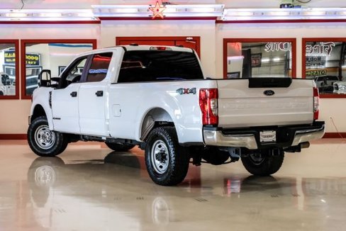 Used 2022 Ford F350 XL w/ Power Equipment Group image 4
