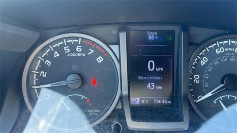 Used 2020 Toyota Tacoma TRD Sport w/ Technology Package image 16