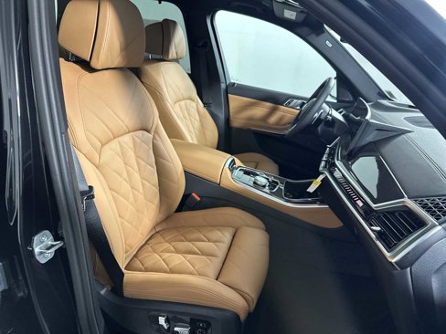 New 2026 BMW X5 M60i image 20