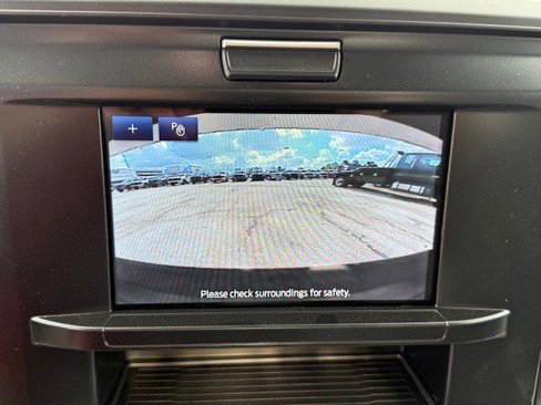 New 2025 Ford F550 4x4 Regular Cab Super Duty image 39