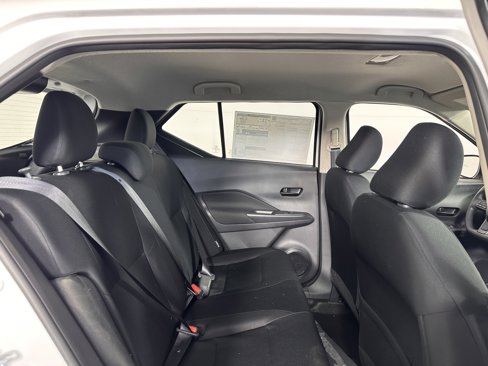 New 2024 Nissan Kicks S image 39