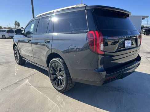 New 2025 Ford Expedition Platinum w/ Stealth Appearance Package image 3