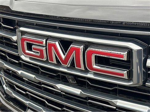 New 2025 GMC Yukon AT4 w/ Premium Trailering Package image 35
