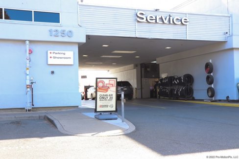 Used 2023 Nissan Rogue SV image 11