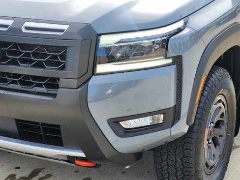 New 2025 Nissan Frontier PRO-4X w/ Pro Premium Package image 7