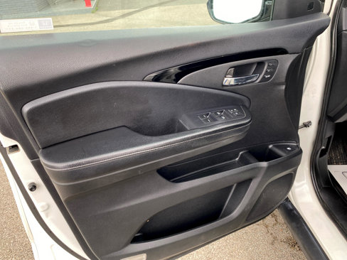 Used 2019 Honda Ridgeline RTL-E image 12
