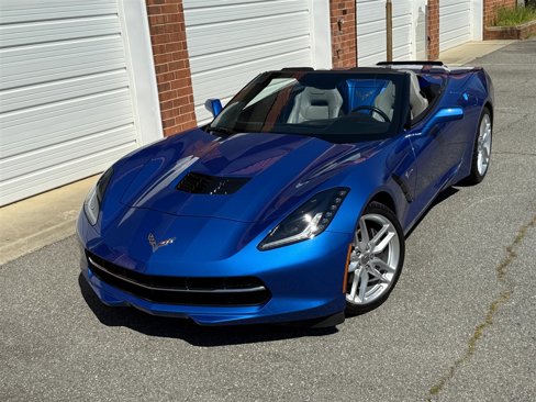Used 2019 Chevrolet Corvette Stingray Convertible w/ Battery Protection Package image 12