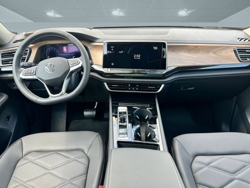 New 2026 Volkswagen Atlas SE image 14