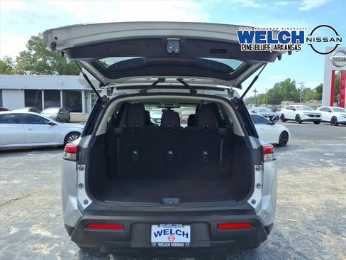 Used 2023 Nissan Pathfinder S image 5