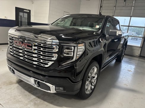 New 2025 GMC Sierra 1500 Denali w/ Denali Reserve Package image 36