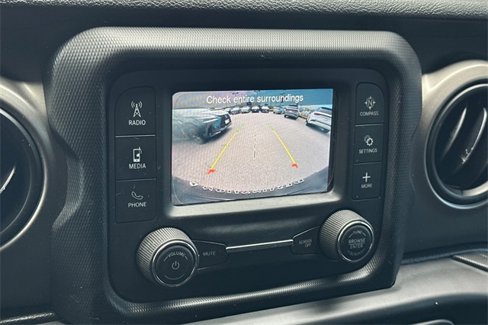 Used 2021 Jeep Wrangler Unlimited Sport image 23