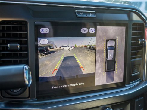 New 2026 Ford F250 Lariat w/ Black Appearance Package image 39
