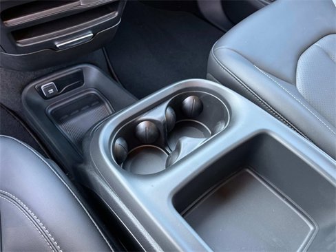 New 2026 Chrysler Voyager LX image 26