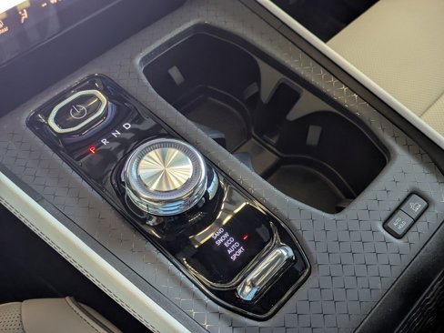 New 2025 Jeep Wagoneer Limited image 15