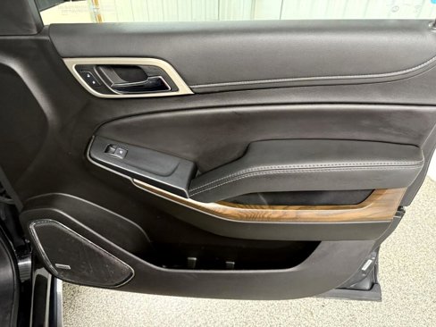 Used 2019 GMC Yukon XL Denali image 35