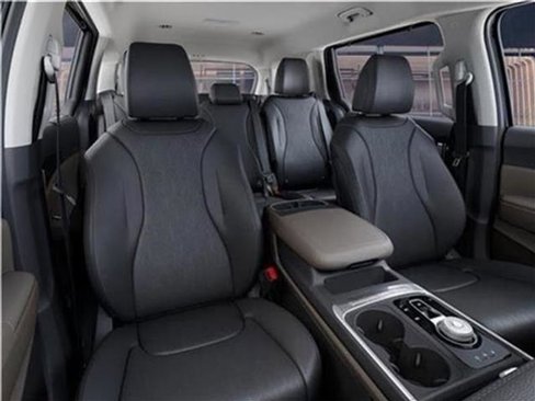 New 2026 Kia Carnival EX image 15