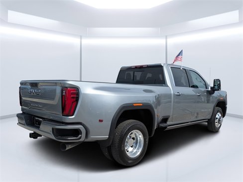 New 2026 GMC Sierra 3500 Denali Ultimate image 4
