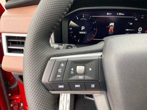 New 2025 Mitsubishi Outlander AWD image 17