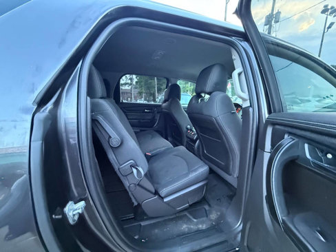 Used 2016 GMC Acadia SLE image 13