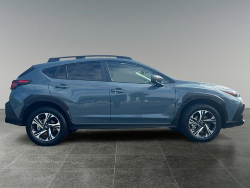Used 2024 Subaru Crosstrek 2.0i Premium image 8