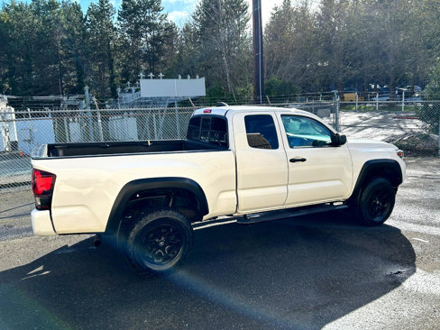 Used 2021 Toyota Tacoma SR w/ SX Package image 4
