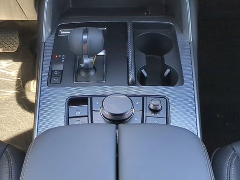 New 2025 MAZDA CX-70 3.3 Turbo w/ Premium Plus Pkg image 17