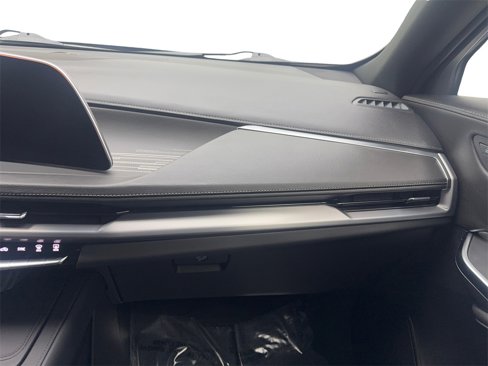Used 2025 Cadillac XT4 Premium Luxury w/ Technology Package image 60