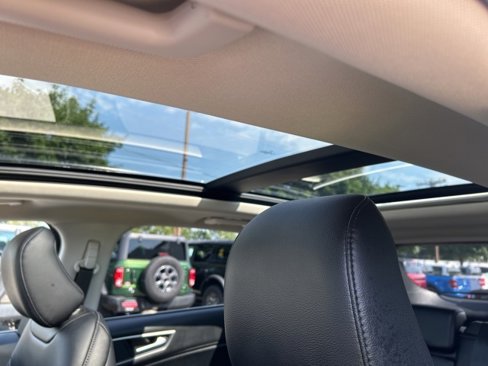 Used 2022 Ford Edge SEL w/ Convenience Package image 16