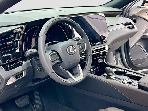 New 2025 Lexus RX 350 AWD image 4