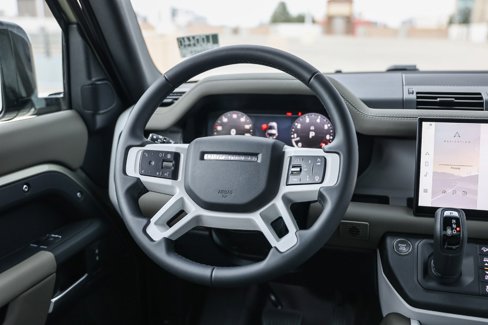 New 2025 Land Rover Defender 90 S image 16