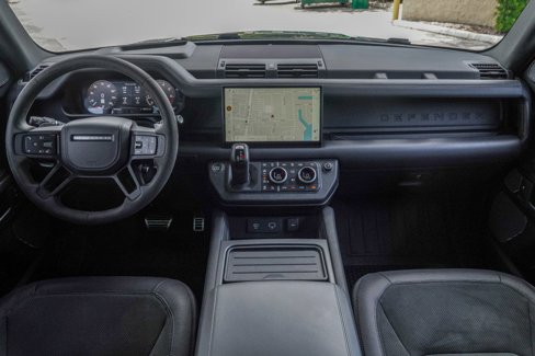 Used 2023 Land Rover Defender 110 image 18