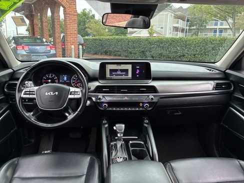 Used 2022 Kia Telluride S image 12