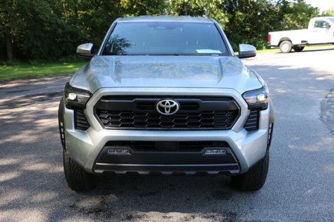Used 2024 Toyota Tacoma TRD Sport image 11