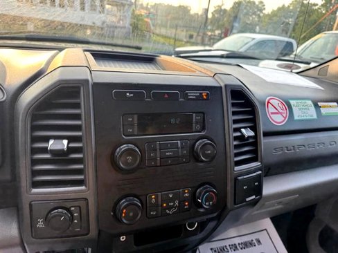Used 2017 Ford F250 XL w/ Power Equipment Group image 37