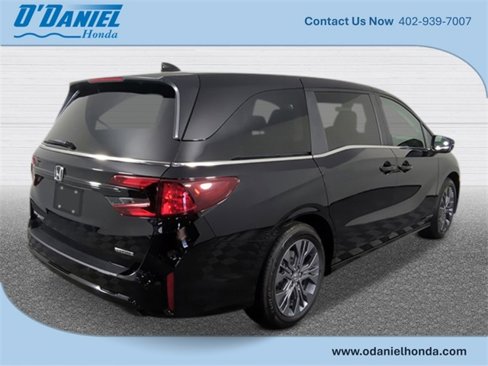 New 2026 Honda Odyssey Touring image 5