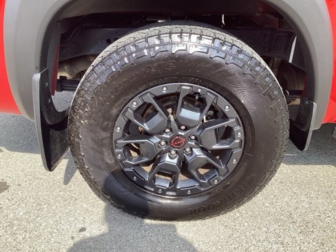 Used 2024 Nissan Frontier PRO-4X w/ Pro Premium Package image 9