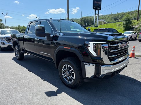 New 2025 GMC Sierra 2500 SLT w/ SLT Convenience Package image 7