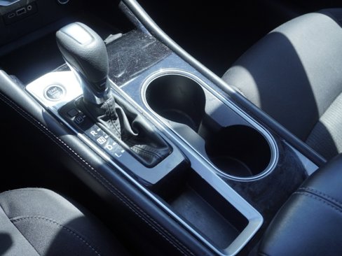 Used 2023 Nissan Altima 2.5 SV image 18