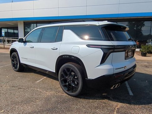 New 2026 Chevrolet Traverse RS w/ LPO, Floor Liner Package image 6