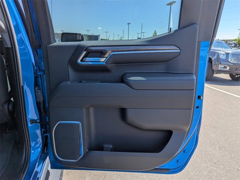 Used 2022 Chevrolet Silverado 1500 LT Trail Boss image 38