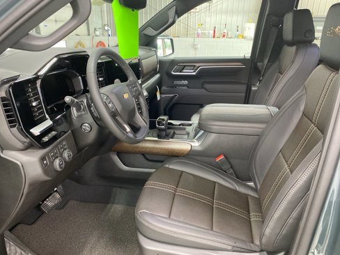 New 2026 Chevrolet Silverado 1500 High Country w/ Technology Package image 33