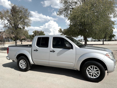 Used 2016 Nissan Frontier SV image 40