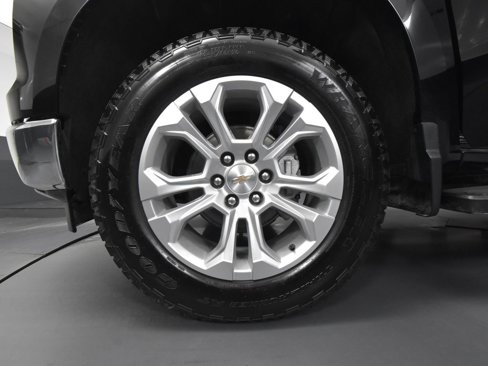 Used 2024 Chevrolet Silverado 1500 LTZ w/ LTZ Premium Package image 20