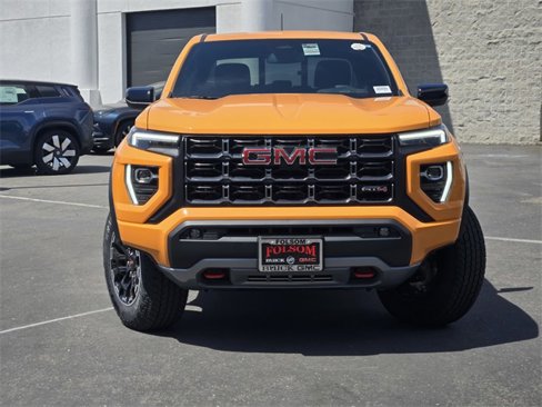 New 2026 GMC Canyon AT4 w/ AT4 Premium Package image 2