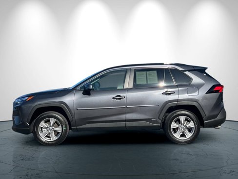 Used 2023 Toyota RAV4 LE image 7